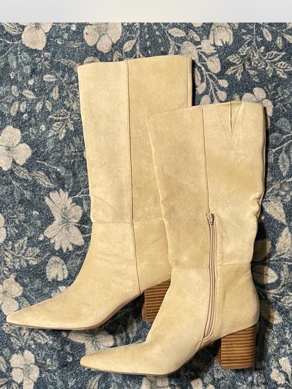 Matisse Fern Knee High Suede Heeled Boots in Natural Tan โ Women's Size 9.5M